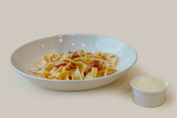 Паста с лососем в сливочном соусе